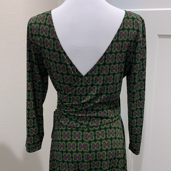 London Times Faux Wrap Dress - Picture 10 of 16